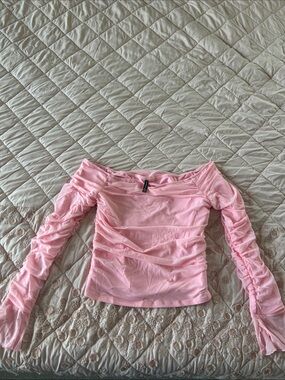 Ruched Off-Shoulder Crop Top in Light Pink
